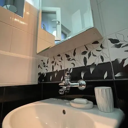 Lovely And Super Central Two-bedroom Sófia